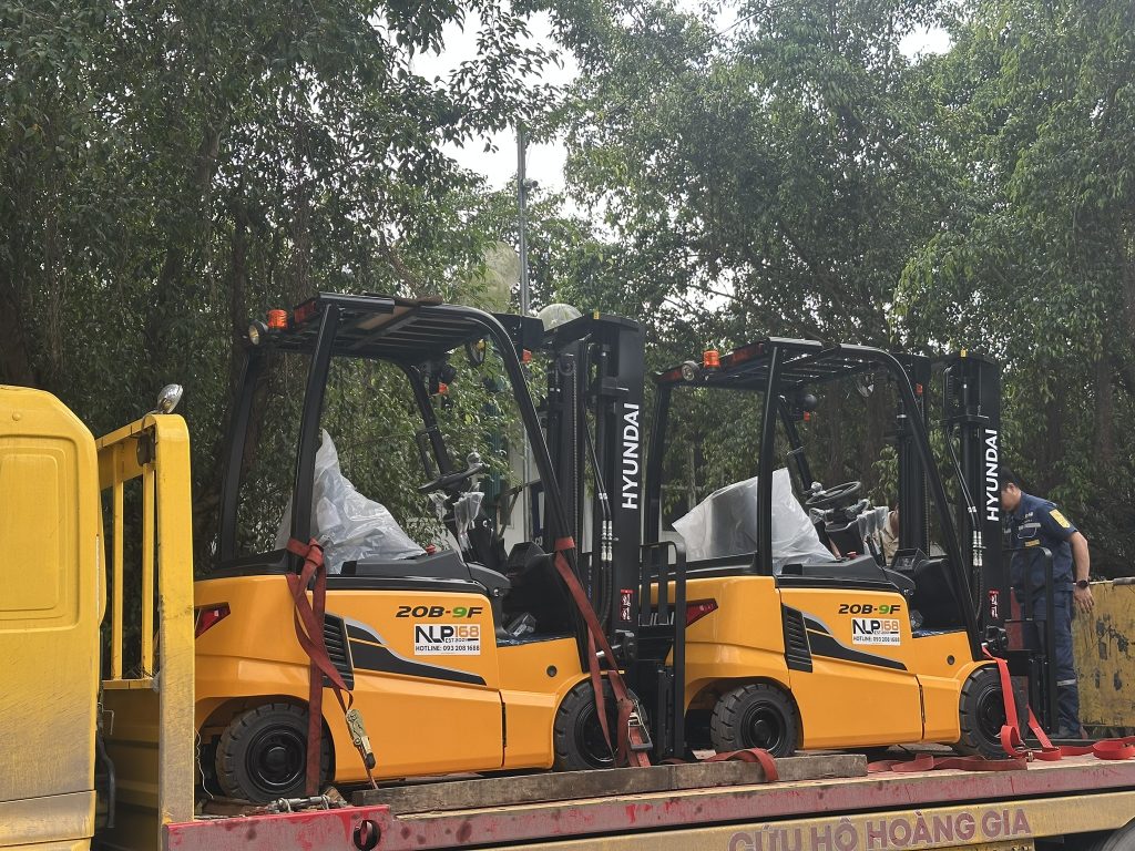 Báo giá xe nâng điện Hyundai 2 tấn