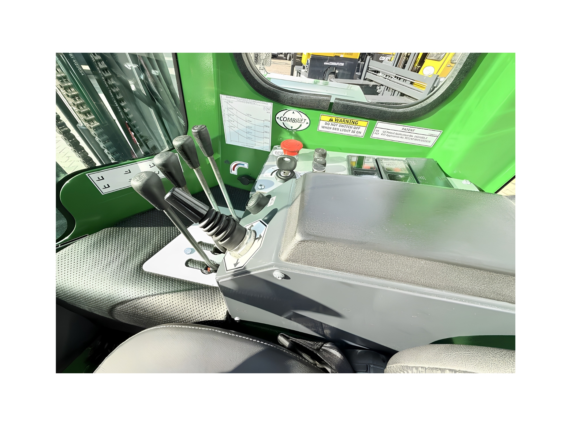 Cabin lái xe nâng Combilift đa hướng C3000